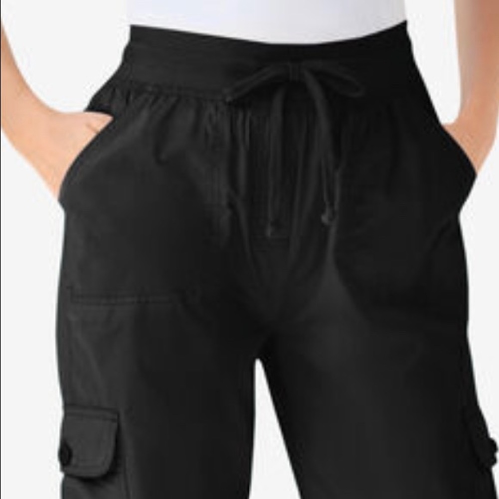 Pants NWT Cargo, Women's Plus 28W: Black- NEW in Sealed Bag/Tags